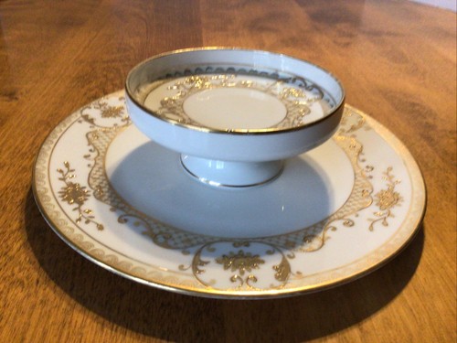 Nippon Two Tier Serving Plate Gold Moriage Perfect - Picture 7 of 11