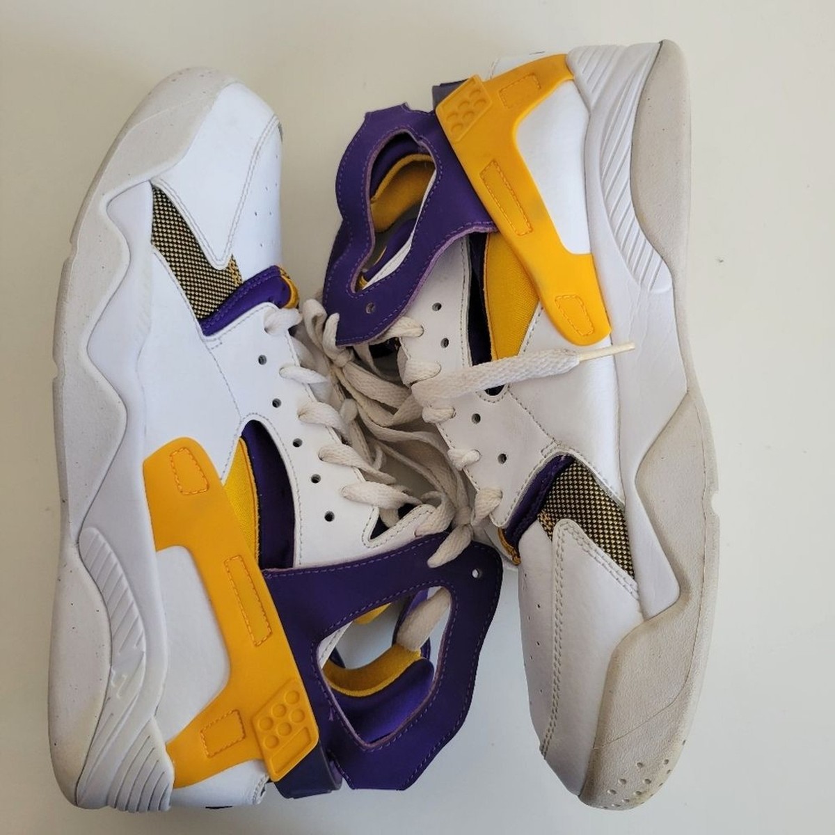 Size 9 - Nike Air Flight Huarache Lakers for sale online | eBay