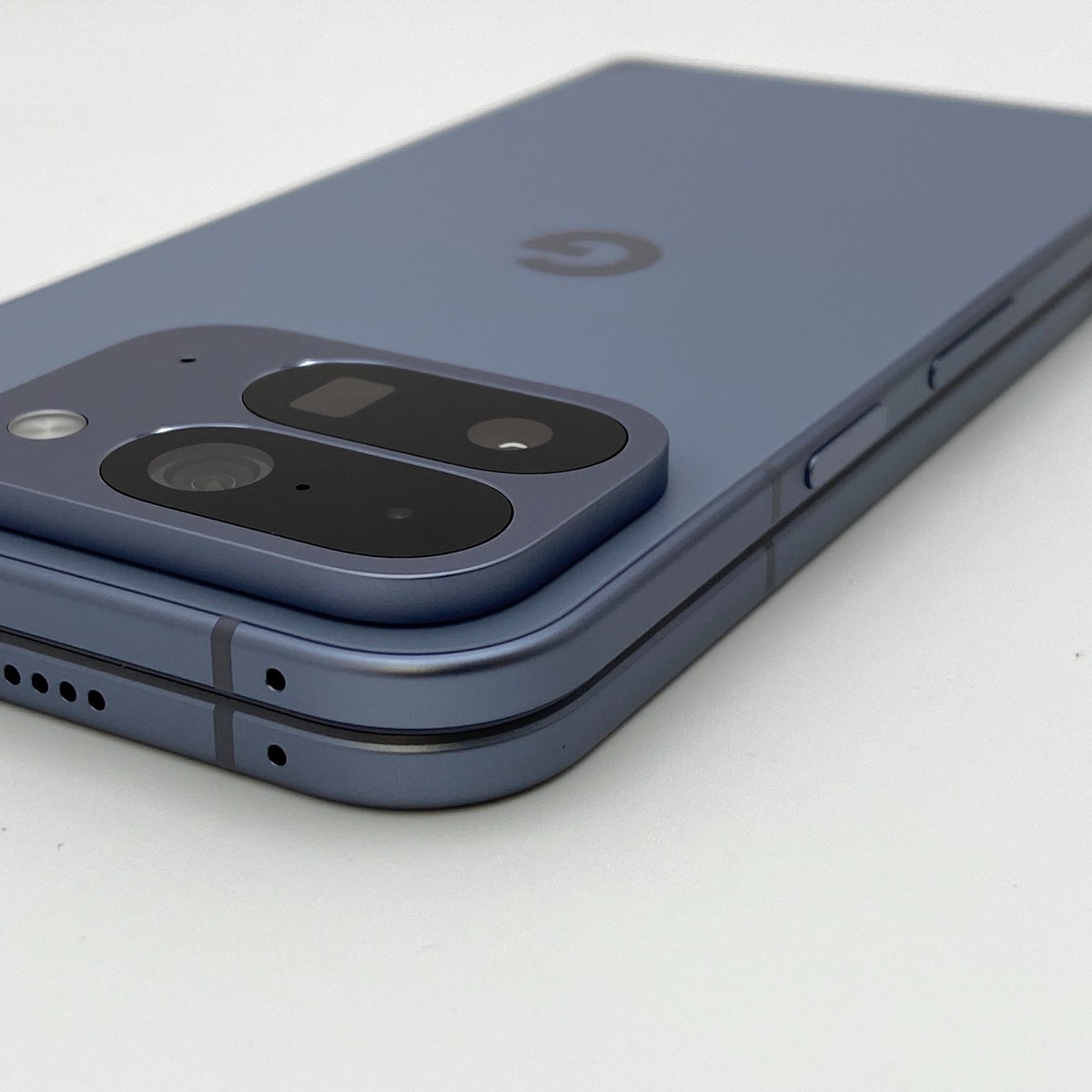 Google Pixel 10 Pro Fold - 256GB - Moonstone (Unlocked) - Good