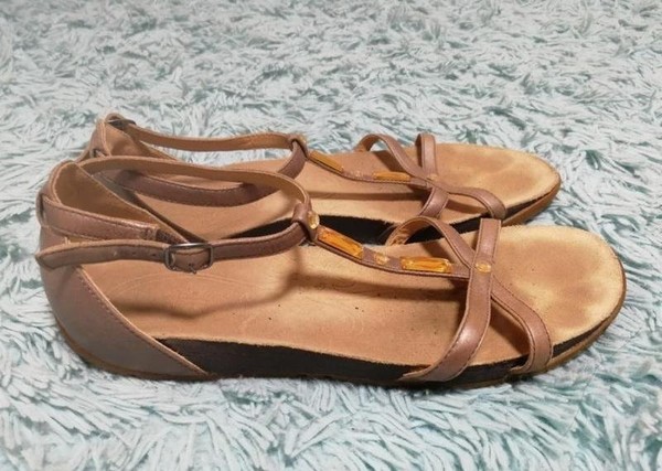 Women Clarks Heels Gold 39 #BLJ1