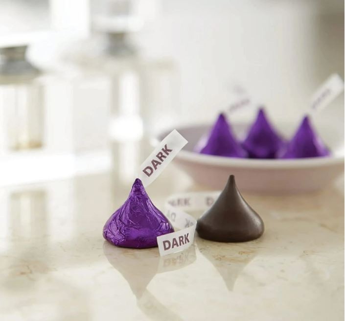 Hershey's Kisses Dark Chocolate Bulk Candy, Mildly Sweet, 5 Pound Bag