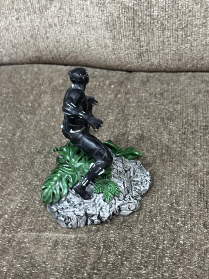 Figura Pantera Negra Schleich Marvel Diorama 3D Personaje Chadwick Boseman RARA Foto 3 de 4