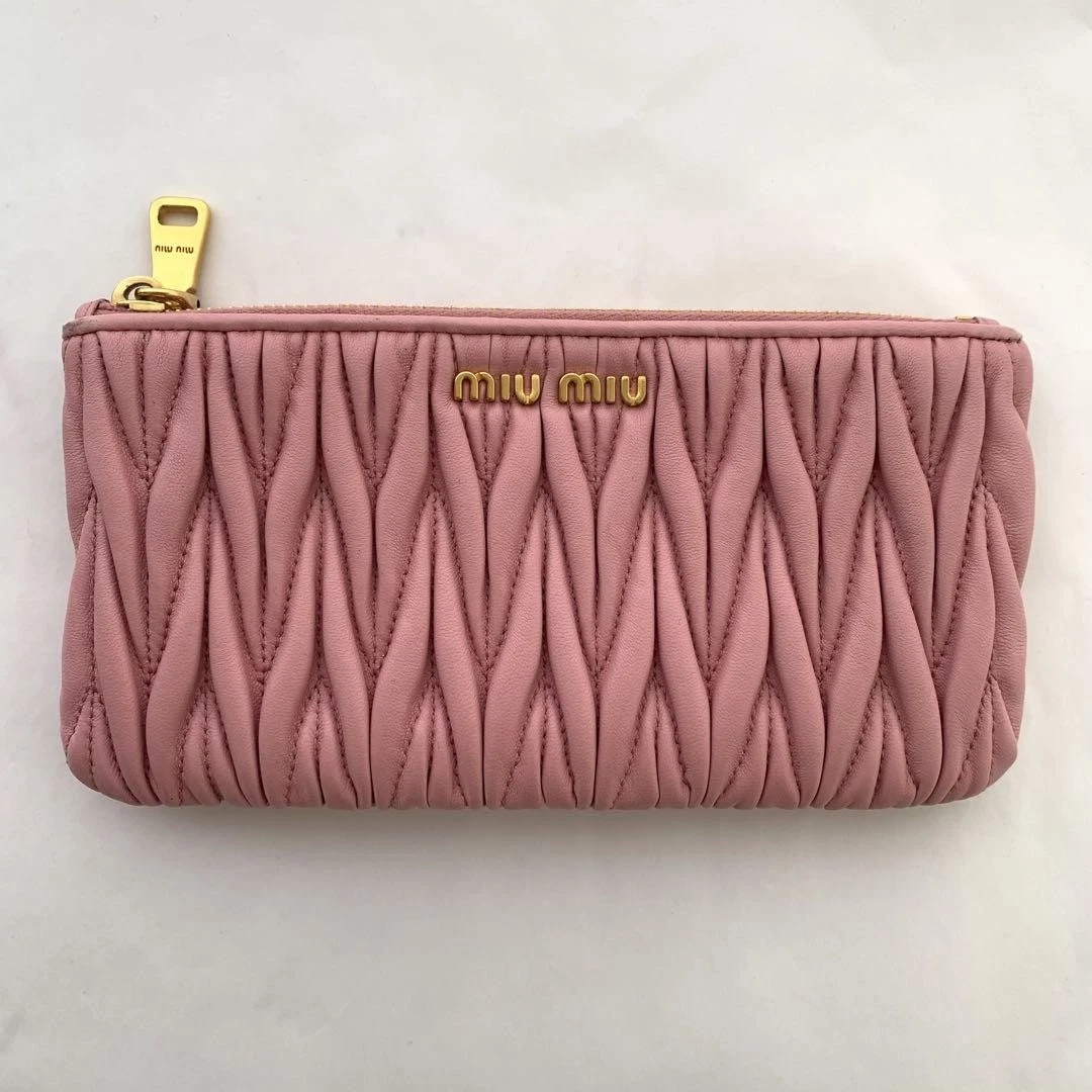 MIU MIU Pochette in pelle rosa matelassé elegante mini borsa trapuntata dal Giappone