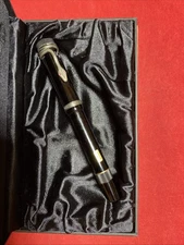 MONTBLANC AGATHA CHRISTIE FOUNTAIN PEN - WRITER SERIES