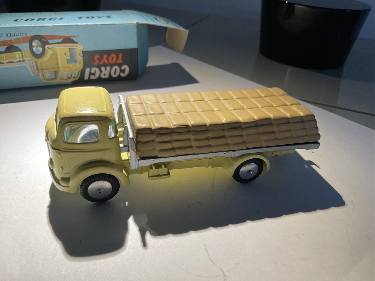 Corgi #508 – Commer Holiday Camp Special – 1968 – État B- Avec Boîte Repro