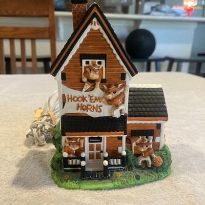 University Of Texas Longhorns Hook- em Horns Bevo Lighted House