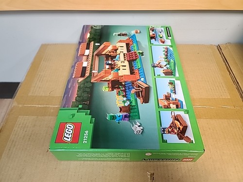Brand New Sealed LEGO® Minecraft™ The Frog House #21256 Brick Building - Picture 8 of 8
