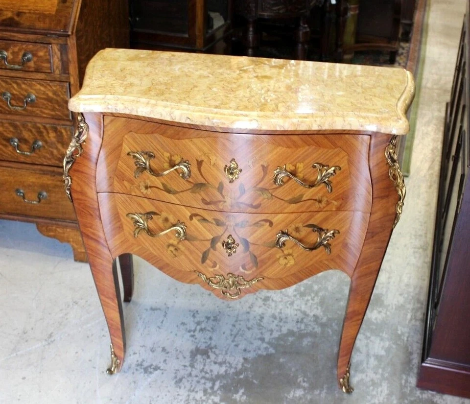 Французский антикварный комод Людовика XV с инкрустацией из мрамора | маленький комод с 2 ящиками - Изображение 2 из 4