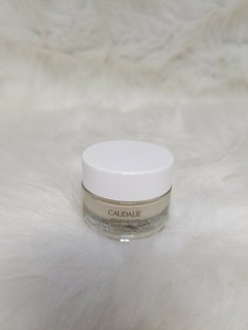 caudalie brightening moisturizer
