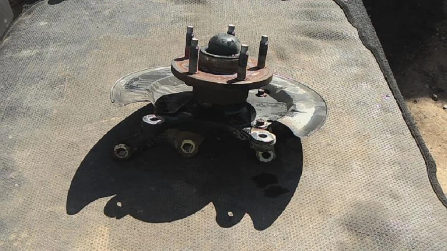 Ford Mustang 2005-2009 pasajero eje delantero derecho nudillo OEM Foto 2 de 4