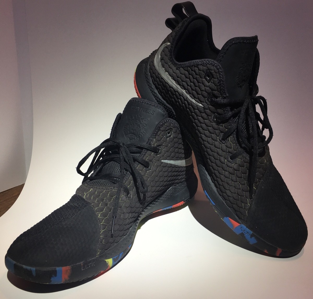 Nike Lebron James Witness III 3 