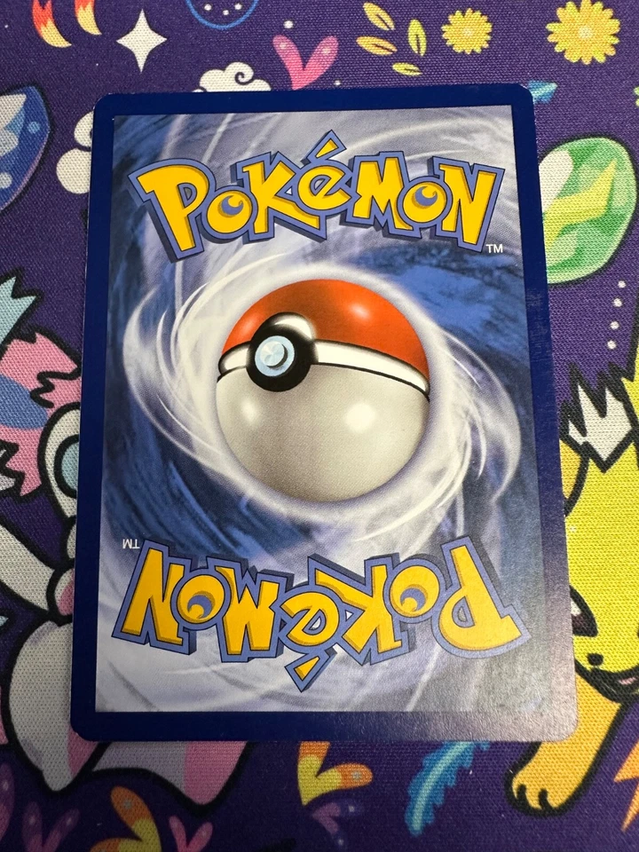 Castform Snowy Form 034/198 Swsh06: Sword & Shield - Chilling Reign Reverse Holo - Image 2 of 2