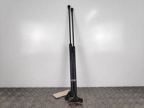 2020 TOYOTA COROLLA E21 HATCH STRUT/BOOT RAMS 68950-02190