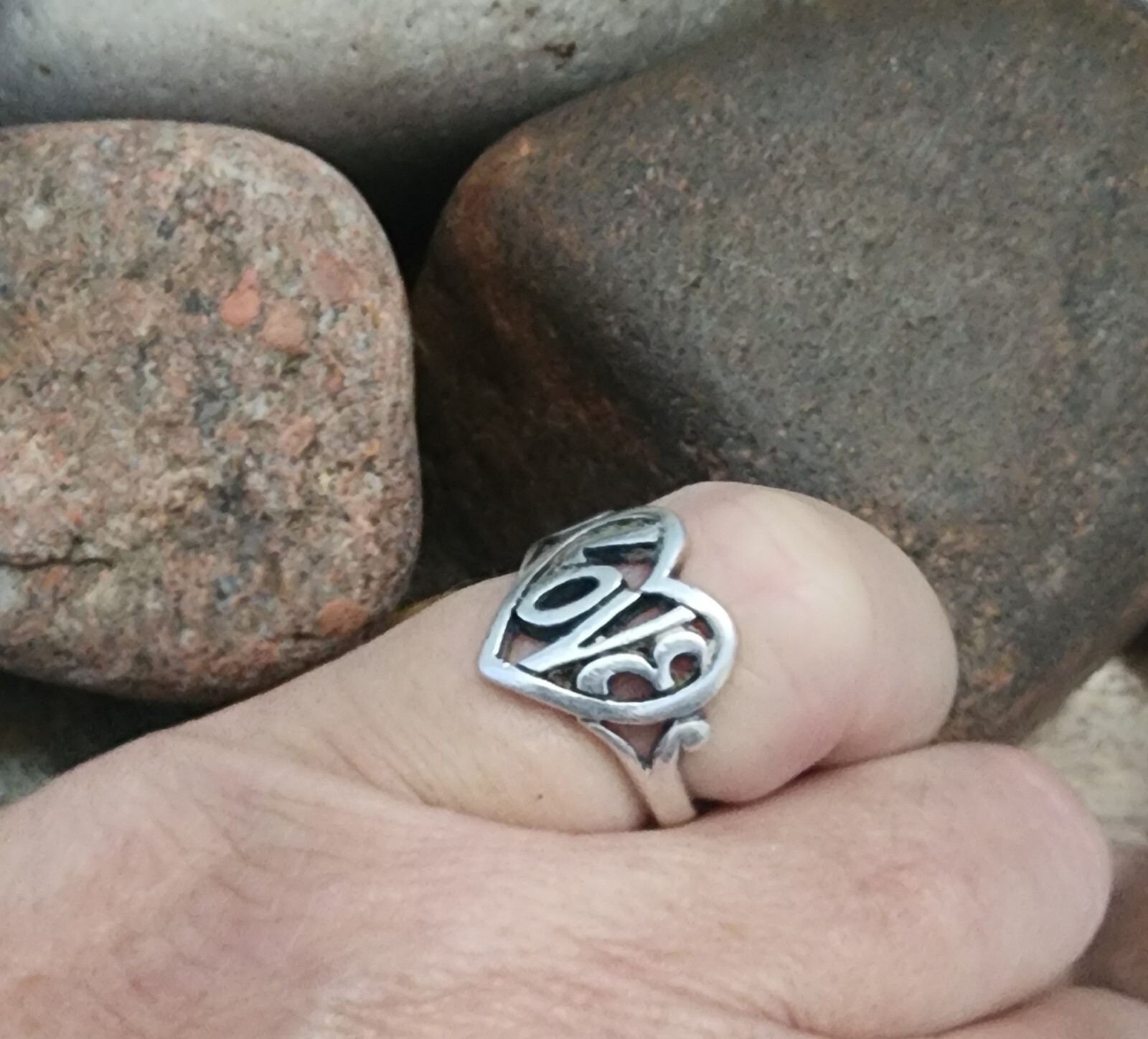 Picture 2 of 4