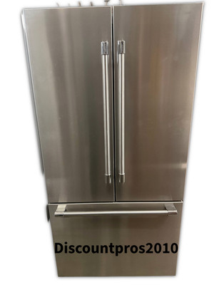 Thermador T36FT820NS 36  Stainless French Door Refrigerator   DISPLAY MODEL