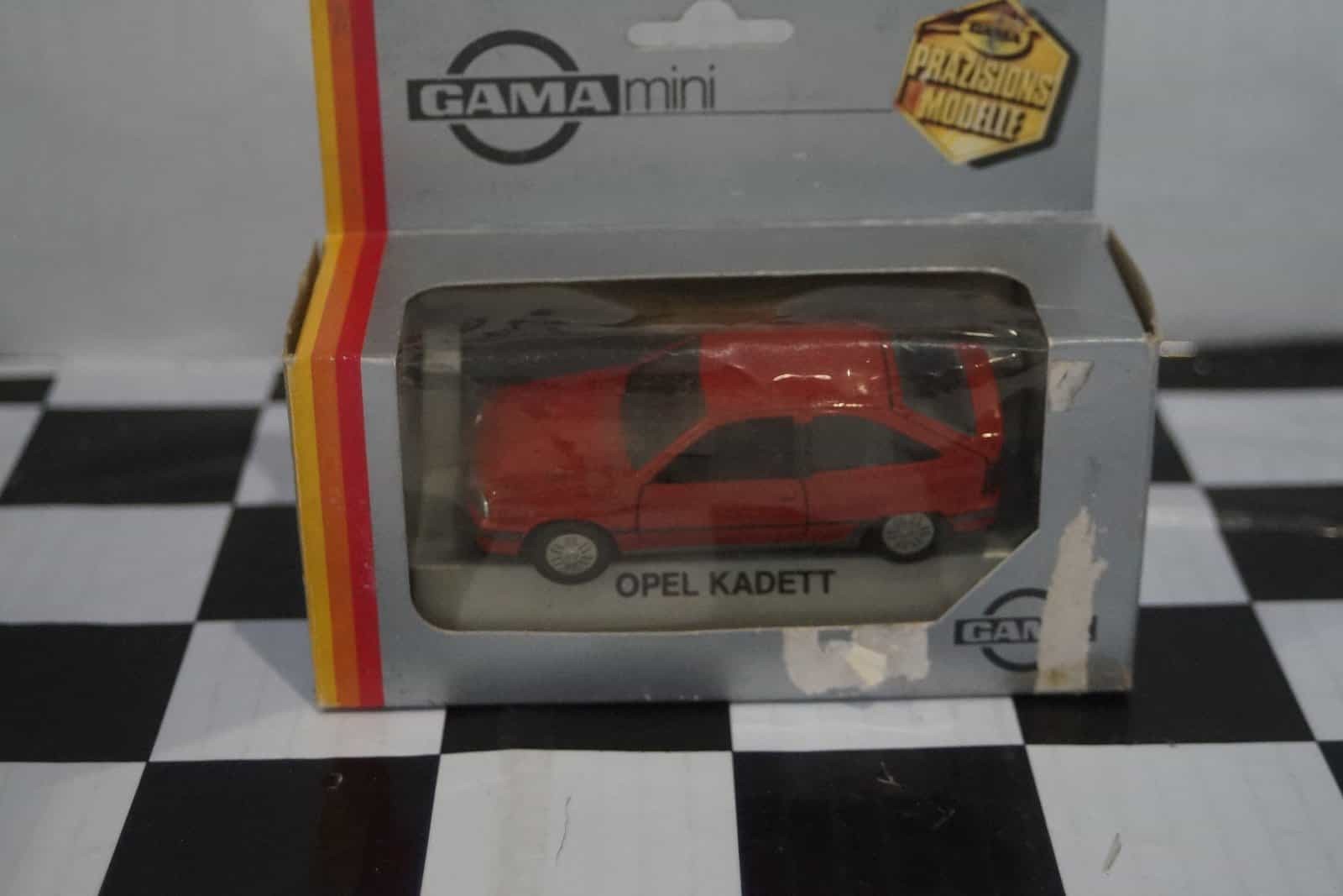 Gama Opel Vauxhall Astra Kadett Mk2 GSi Red 1196 in 1:43 scale