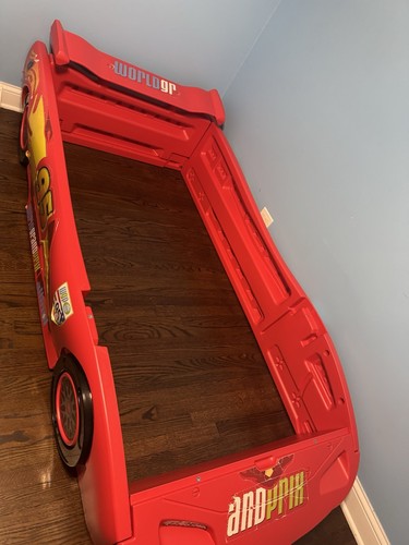 Disney Lightning McQueen Cars Twin Bed Frame Red Car-Shaped Novelty Design
