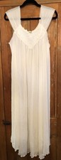 Vintage NWT Miss Elaine Sheer Filmy Flowy White Antron Nylon Nightgown Sz M
