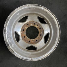 Rear Oem Chevrolet Polished Sierra 3500 Hd Silverado Rim 17x6.5 2011-2025 5520 Rear Oem Chevrolet Polished Sierra 3500 Hd Silverado Rim 17x6.5 2011-2025 5520