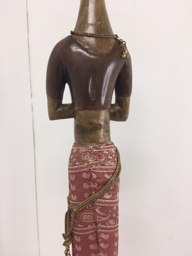 Tall 27" Skinny Sculpture Statue Lady In Sarong Braided Necklace & Belt (H12) - Picture 11 of 13