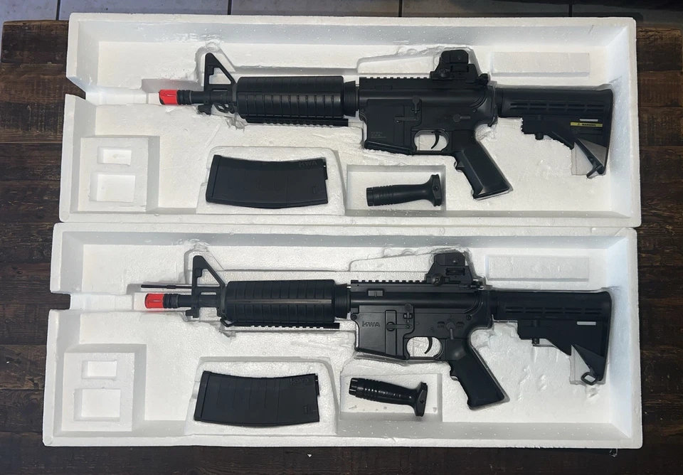 Paquete de 8 pistolas y accesorios de airsoft Foto 2 de 4