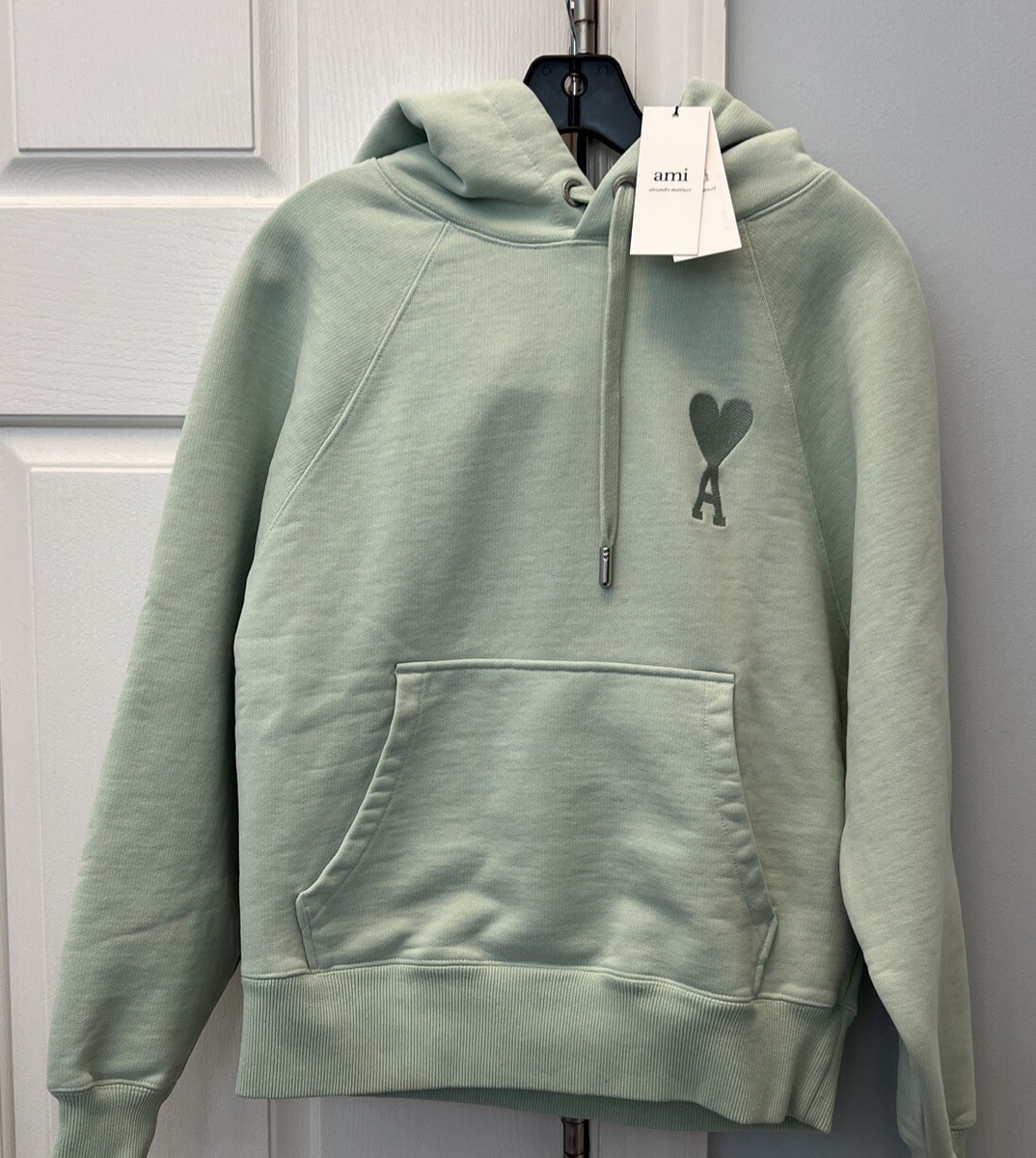 ★AMI PARIS★coton patch hoodie★大人気★ AMI PARIS Logo-Embroidered Cotton-Jersey Hoodie for Men | MR
