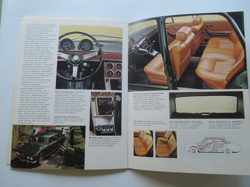 ALFA ROMEO 1750 BERLINA MODELO EE. UU. ORIGINAL Deluxe FOLLETO DE VENTAS DE DISTRIBUIDOR - Imagen 9 de 16