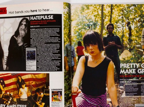 VILLE VALO EVANESCENCE GOTHS IRON MAIDEN THE DISTILLERS HIVES Kerrang! magazine - Picture 9 of 10