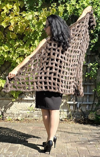 Pelz Stola XXL Nerz Schal Leder Fell Karo Loch Muster Mink Umhang Mode Taupe Rar - Imagen 7 de 8