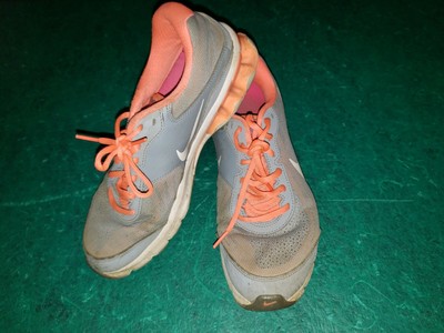 nike reax run 9 womens
