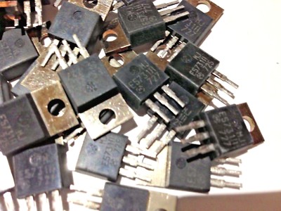  2 Pieces MJE5731A High Voltage PNP Silicon Power Transistors BY MOTOROLA 