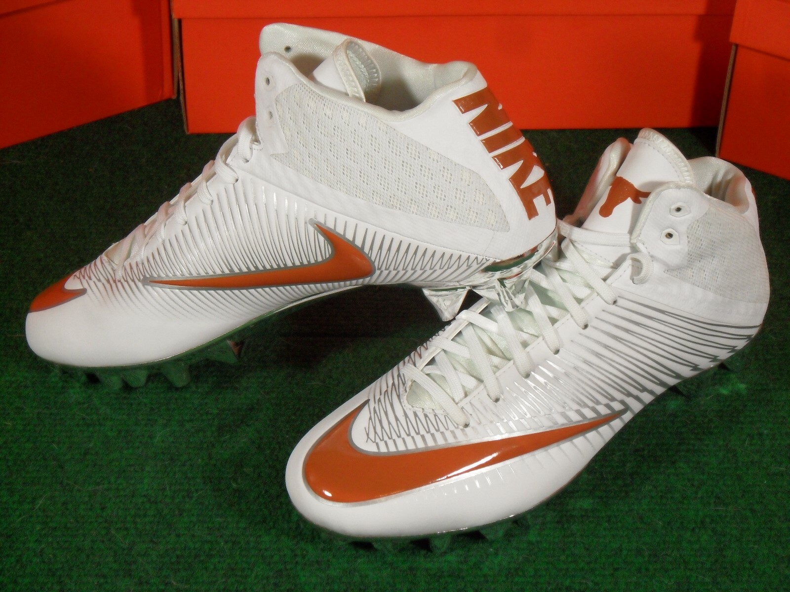 texas longhorns cleats