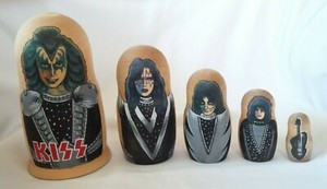 kiss nesting dolls