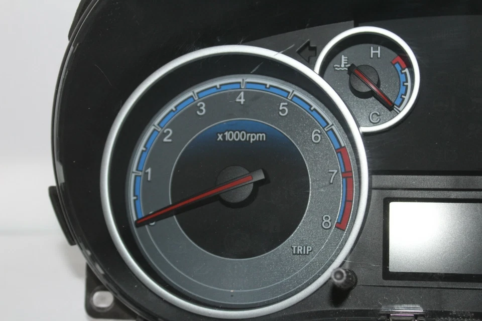 Speedometer Instrument Cluster Dash Panel Gauges 2013 Suzuki SX4 37,707 Miles - Image 2 of 4
