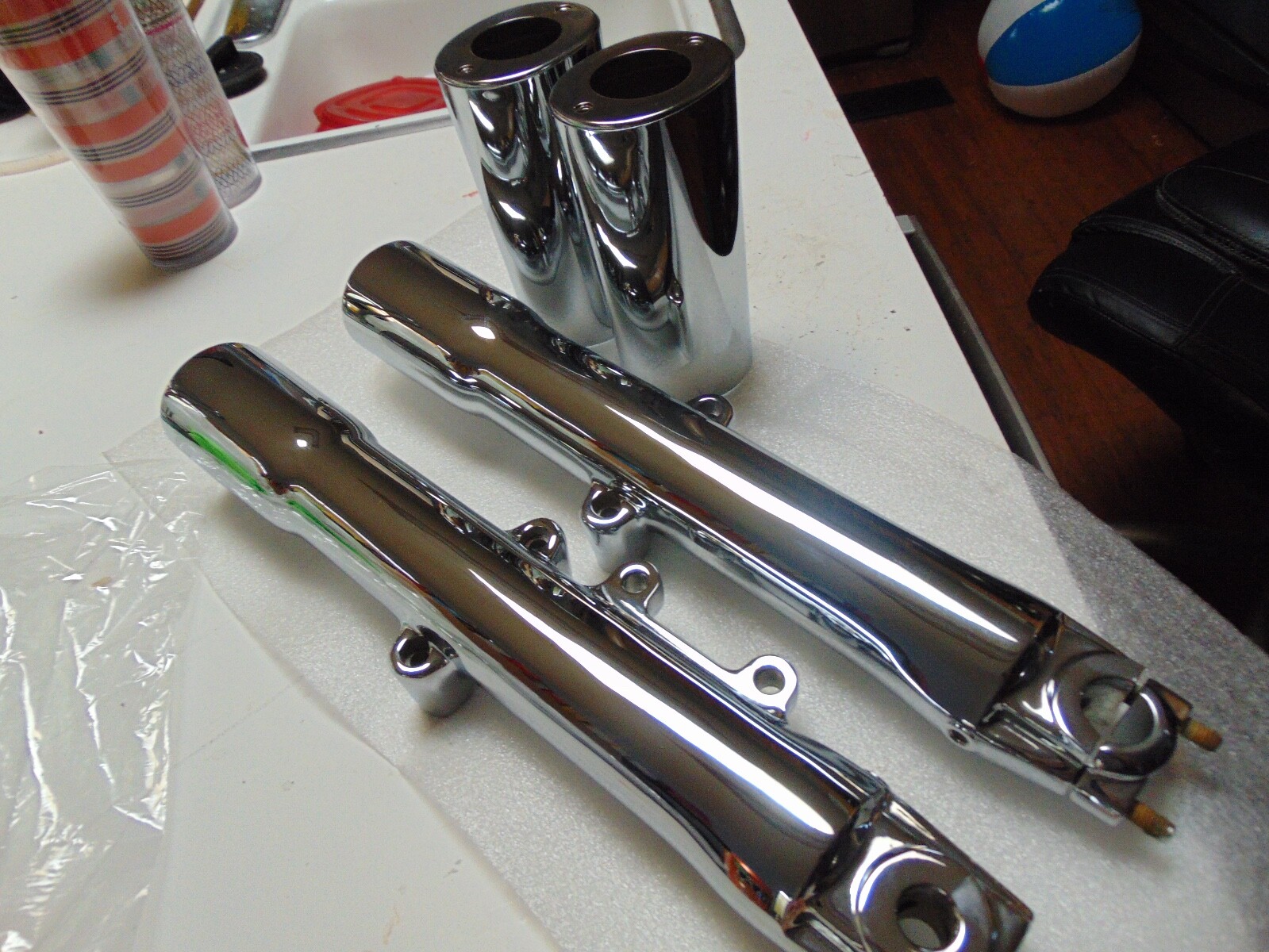 Harley Softail Fatboy, Heritage 20002006 Chrome Lower Slider Fork with