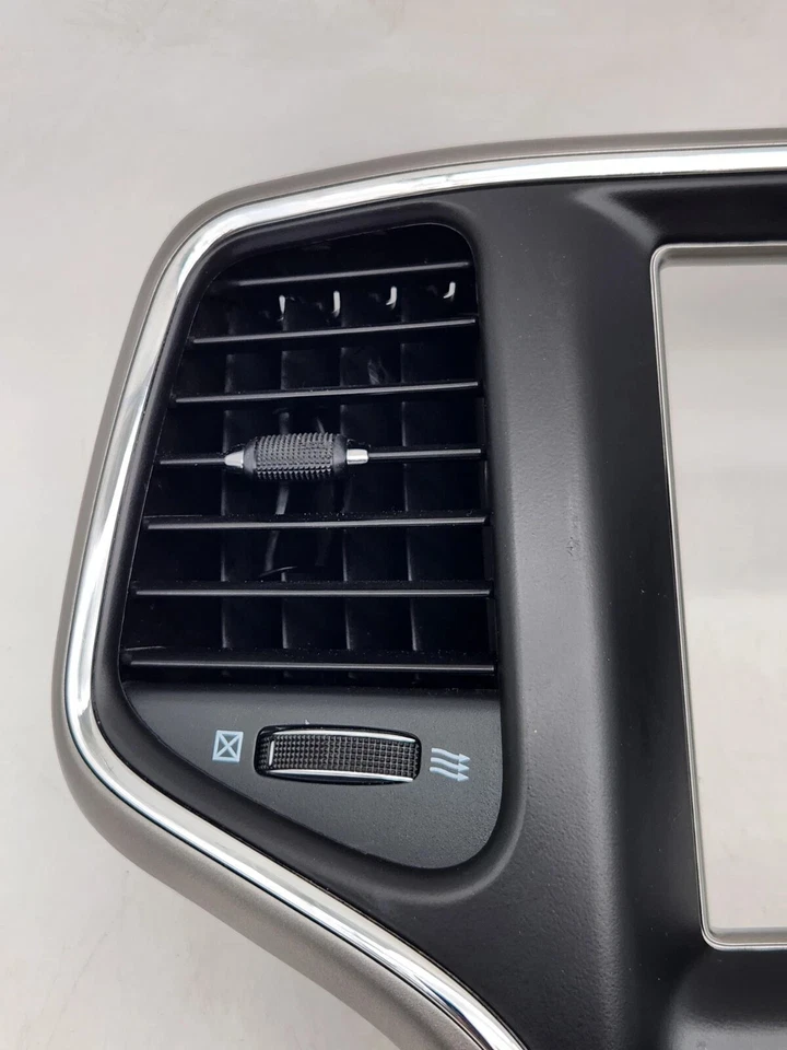 2016-2017 Jeep Grand Cherokee AC Heater Climate Temperature Control OEM - Image 4 of 4