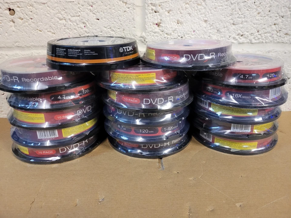 Blank DVD-R Discs 10 Pack x17 - Image 2 of 3
