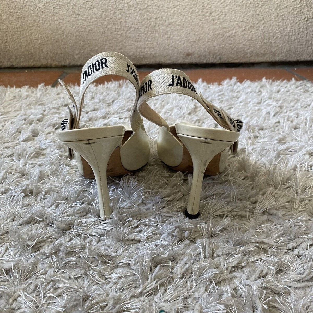 Christian Dior Womens White J'adior Patent Leather Slingback Pumps