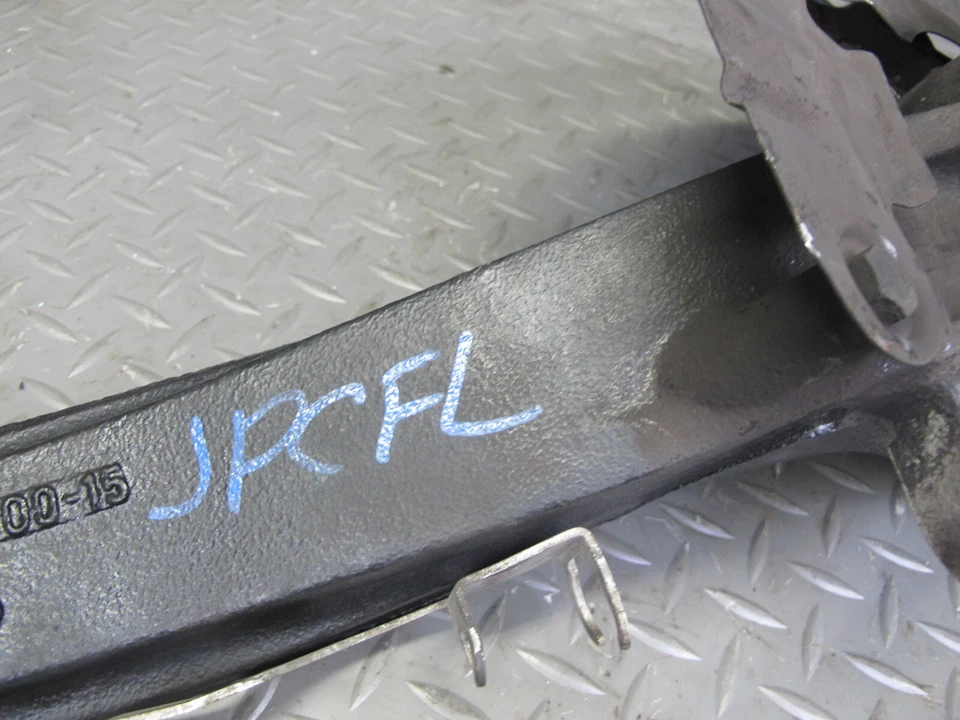 Porsche Cayenne 955 Turbo 2003-2006 AWD husillo delantero izquierdo nudillo cubo rueda Foto 2 de 4