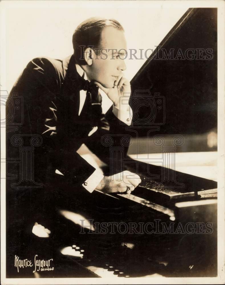 Press Photo Little Jack Little beside piano circa 1936 Press Photo Little Jack Little beside piano circa 1936