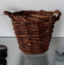 Stunning Rustic Large Red-Brown Hand Woven Gathering Basket Willow 17w x 15h