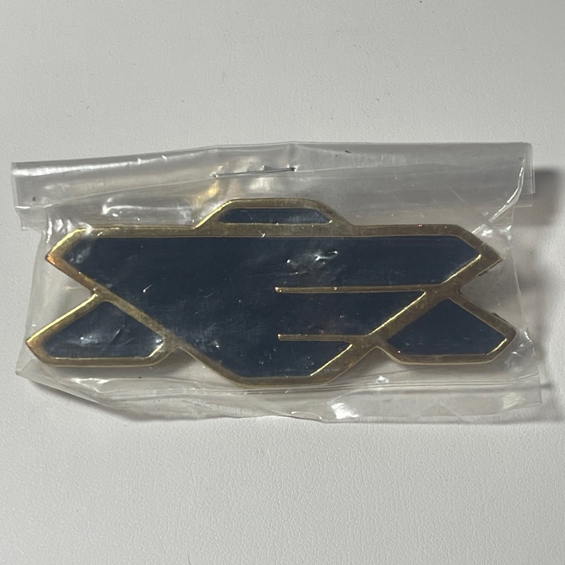 Babylon 5 Earth Alliance Metal Pin Unused