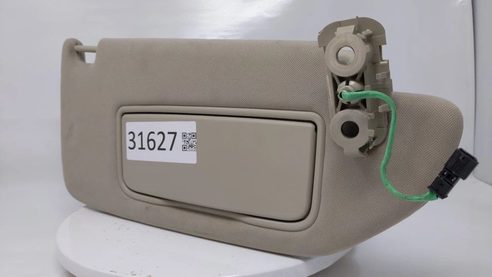 2004-2006 Volvo S40 Passenger Sun Visor Mirror Right Sunvisor Beige N65MC - Image 4 of 4