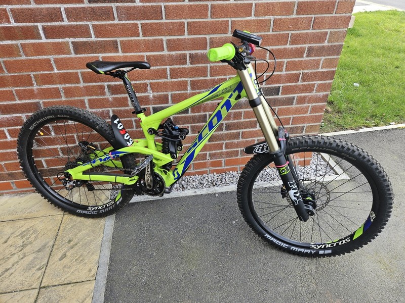 Scott Gambler Full Suspension MTB Size Medium Excellent Condition