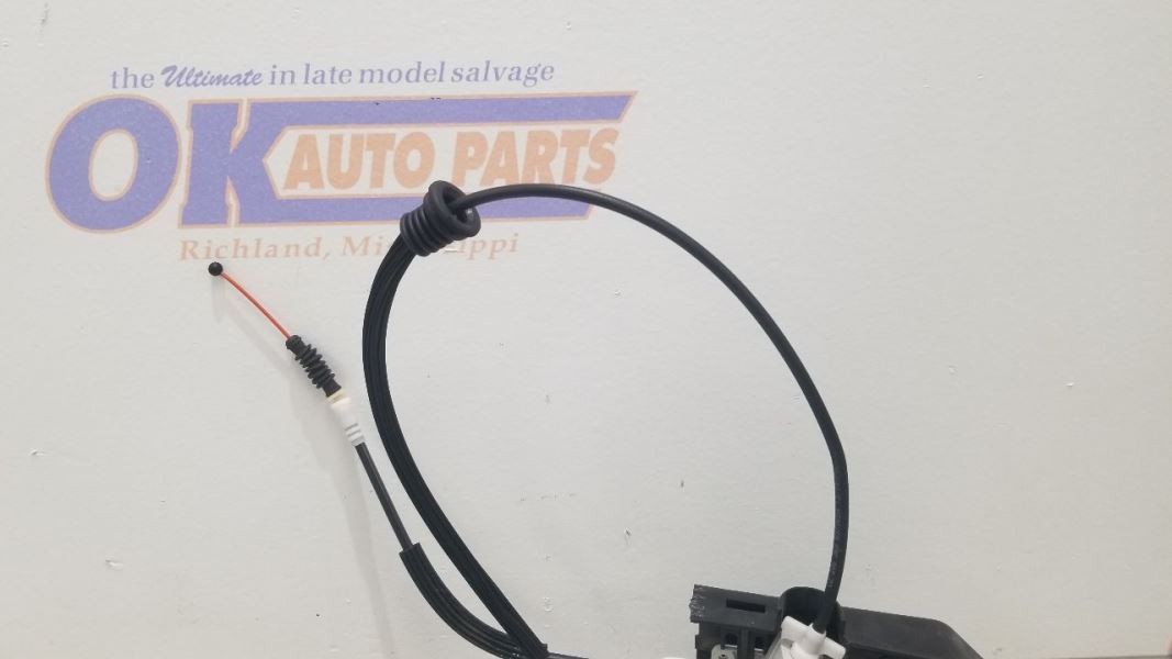 Bentley Continental GT FRONT+RIGHT Door latch P/N 3W0837014A