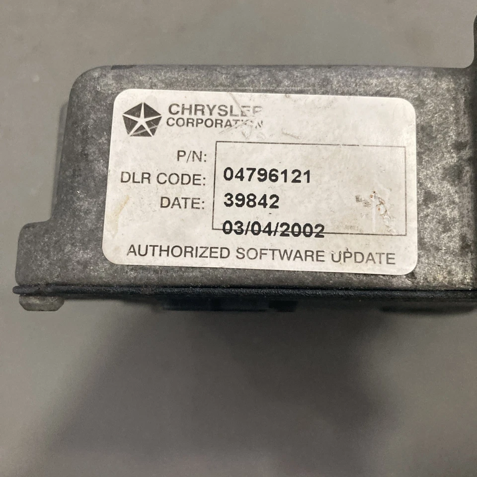 1989-1990 Chrysler Lebaron TCU/TCM 04796121 - Image 3 of 4