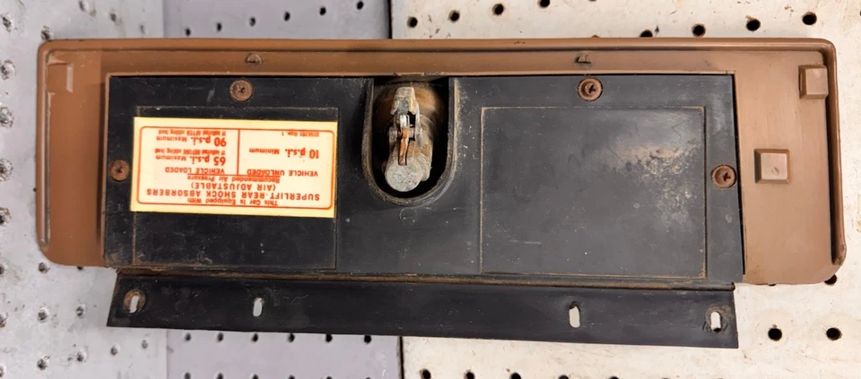 1973 - 1977 CHEVROLET MALIBU MONTE CARLO ПЕРЧАТОЧНЫЙ ЯЩИК ДВЕРИ В СБОРЕ КУЗОВ GM - Изображение 2 из 2