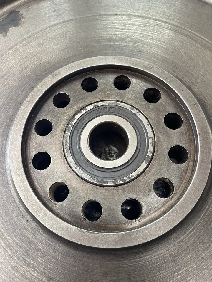 Volante Detroit Diesel S60 #23509709 11,1 L 12,7 L 14,0 L Foto 3 de 4