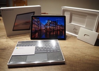 Microsoft Surface Go 2 + Original Alcantara Keyboard *NEU*