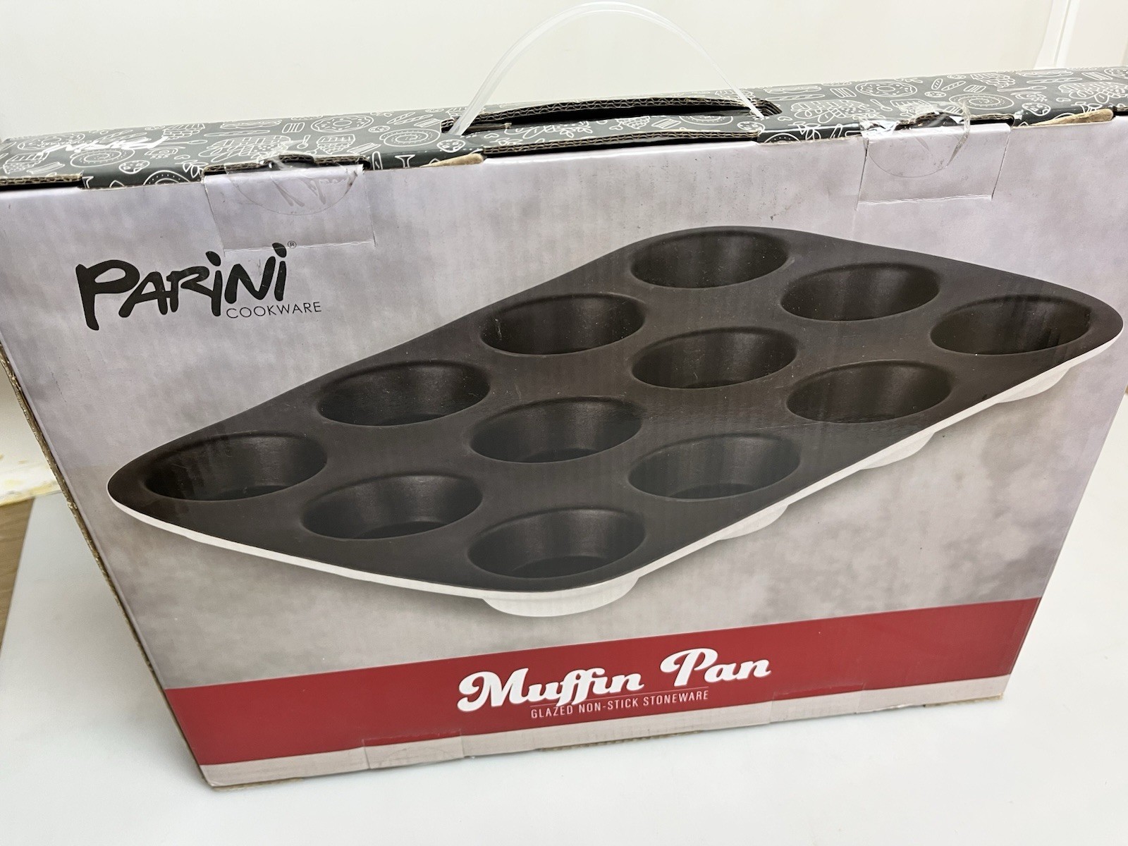 MUFFIN PAN GLAZED NON-STICK STONEWARE